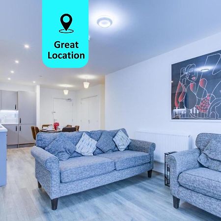 2 Bed 2 Bath Modern Apartment In East Acton London Kültér fotó