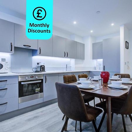 2 Bed 2 Bath Modern Apartment In East Acton London Kültér fotó